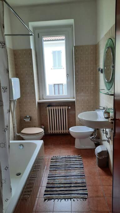 Lago Maggiore, Leggiuno, Ampio Appartamento المظهر الخارجي الصورة